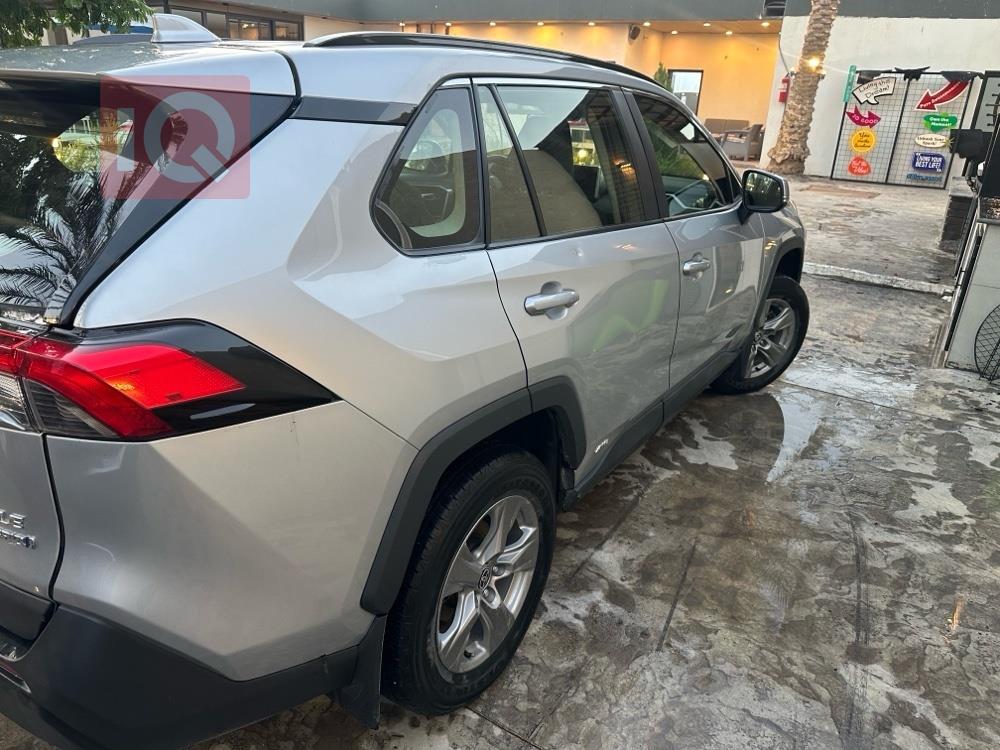 تويوتا راف 4